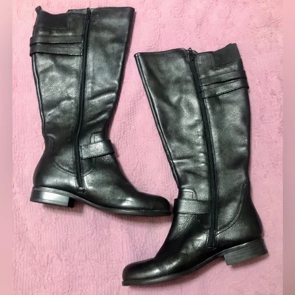 π WC Leather Naturalizer Boots π€ - Picture 2 of 13
